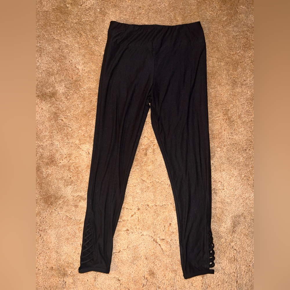 No boundaries black leggings size small.